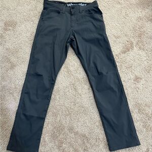 Wrangler Men’s ATG Straight Utility Pants- 30x 30 (Gray)